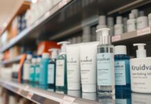 Gezichtsmaskers en serums: jouw ultieme huidverzorgingsroutine